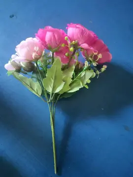 bouquet de fleurs artificielles