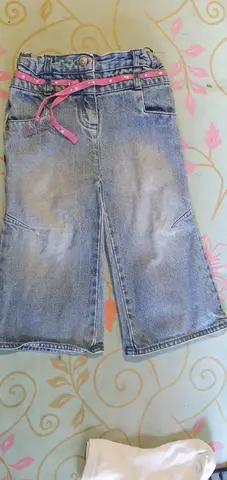 Jean ' s bébé fille