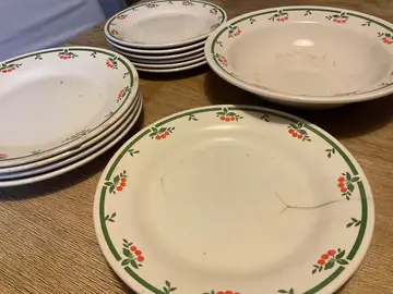 assiettes et plat