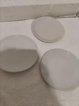 3 assiettes à dessert