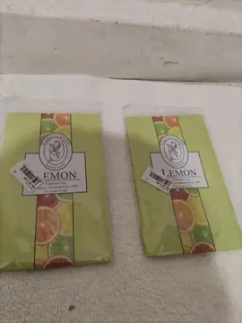 deux sachets parfumés citron pour penderie ou armoire '
