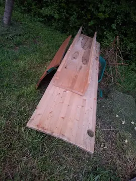 Planches en bois et contreplaqué