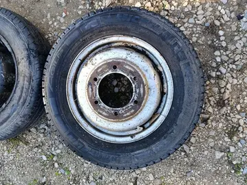 2 pneus jantes