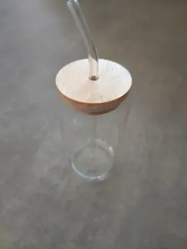 gobelet verre avec paille