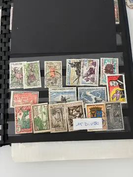 Lot 15 Divers timbres