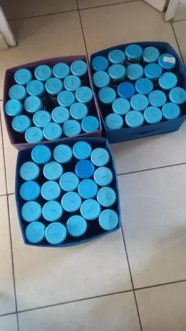 60 bocaux de confitures