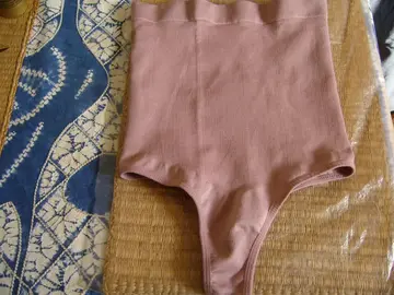 Culotte gainante vieux rose T. M