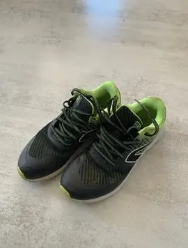 Baskets Decathlon pointure 36