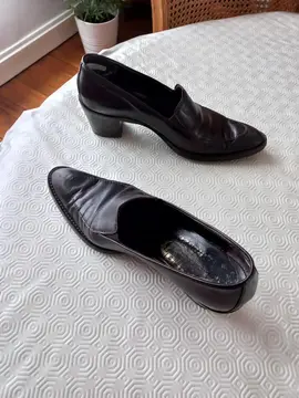 Chaussures cuir marron foncé taille 38.5 - Talons 5 cm