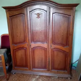 Belle armoire penderie 3 portes