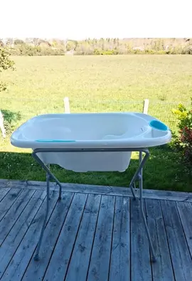 Baignoire sur pied bébé