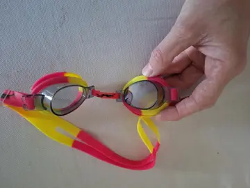 Lunettes de piscine