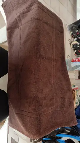 tapis de bain marron