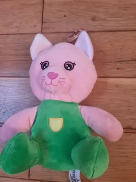 peluche chat rose
