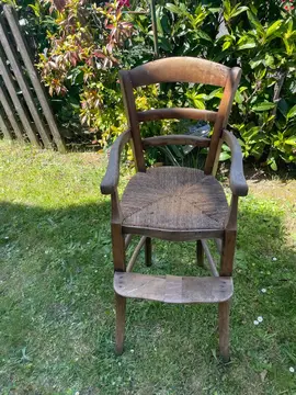 chaise haute ancienne