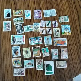 donne timbres afrique 1lot par envoie