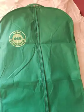 fourres pour vêtements