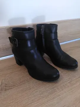 Bottines noires geox en 36