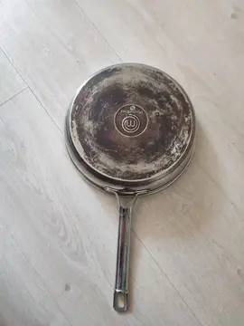 Grosse poêle
