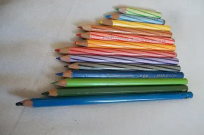 crayons couleurs+etui