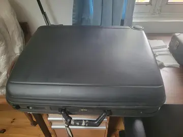 VALISE RIGIDE
