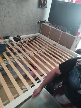 lit 2 place Ikea avec sommier sans matelas