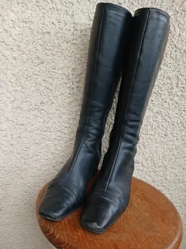 Bottes Noires hautes 37