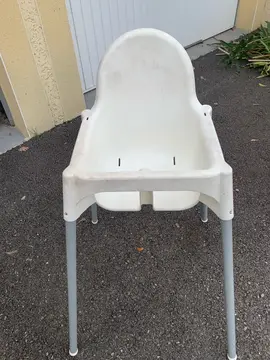 une chaise enfant