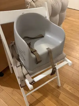 réhausseur chaise pour enfant