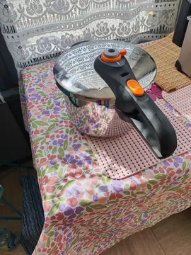 Autocuiseur Tefal 6L