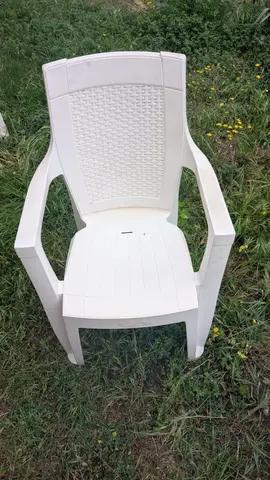 chaise plastic jardin