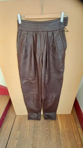 pantalon cuir