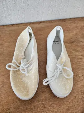 Chaussure neuve T38