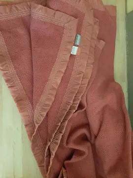 Couverture vieux rose 240x180