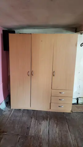 ARMOIRE3 PORTES