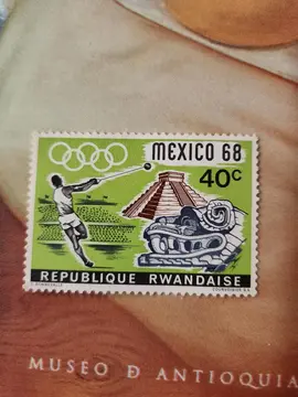 Timbre neuf Mexico 68 République rwandaise