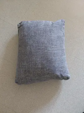coussin gris