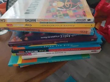 Livre scolaire pour enfants du cp au cm2