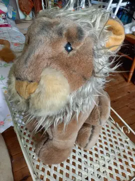 peluche LION