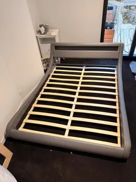 lit 140 cadre +sommier + matelas