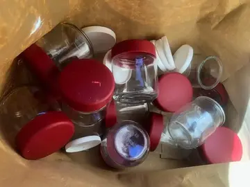 pots de yaourt en verre