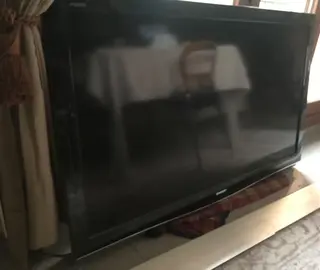 Téléviseur Sharp Aquos LCD 52 pouces q