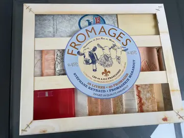 Coffret livre cuisine sur le thème Fromages