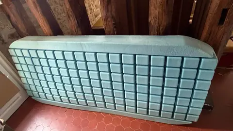 matelas anti escarres en parfait état