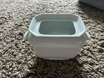 petite saucière