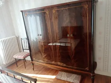 vide maison meubles lit fauteuils armoire