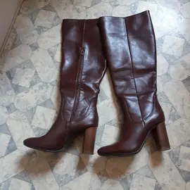Bottes à talons de 9 cm - Pointure 38
