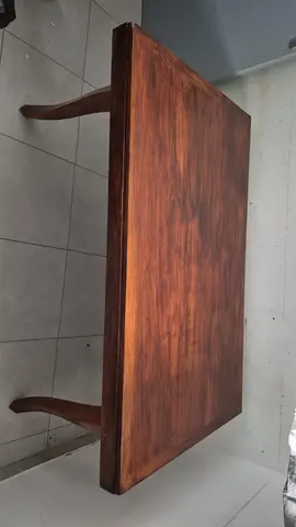 table en bois massif