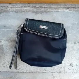 Pochette noire