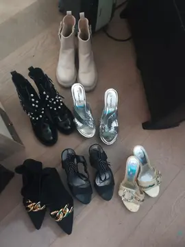 7 paires de chaussures comme neuves pointure 36